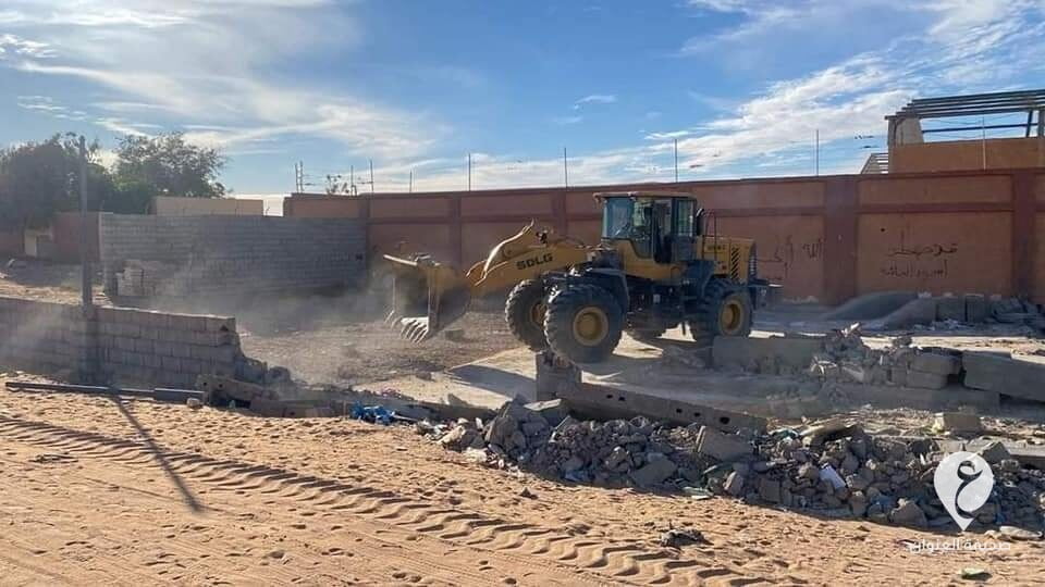 الشروع في إزالة المباني العشوائية ومحطات الوقود غير القانونية في سبها - 267698795 2118967498255459 4519992309996482729 n