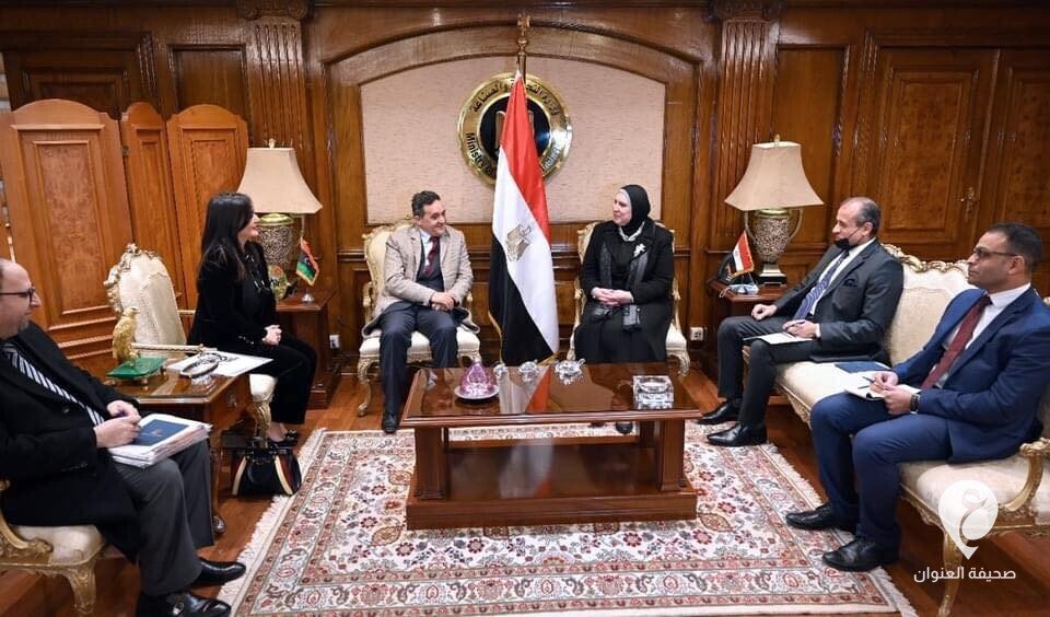 وزير الدولة للشؤون الاقتصادية يؤكد على التعاون الاقتصادى المشترك مع مصر فى مختلف المجالات - 0 7