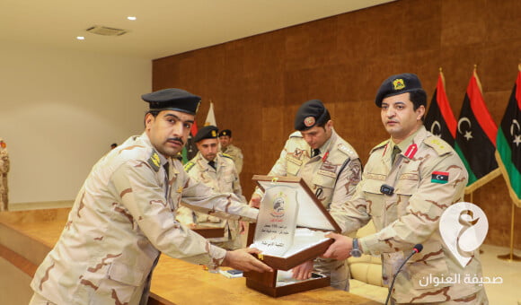 اللواء 106 مجحفل يكرم منتسبيه المشاركين في التمرين التعبوي "رعد 2021" - مشروع جديد 2022 01 04T182118.820