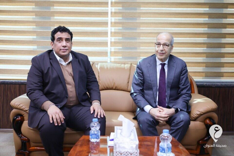 المنفي يبحث مع الكبير تطورات توحيد المؤسسة النقدية في البلاد - 09