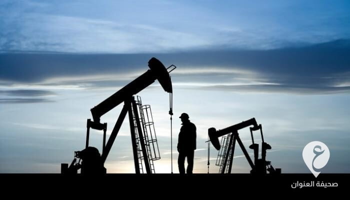 سعر برميل النفط يقترب من حاجز الـ "120 دولارا" - 143 124119 oil prices climb highest level