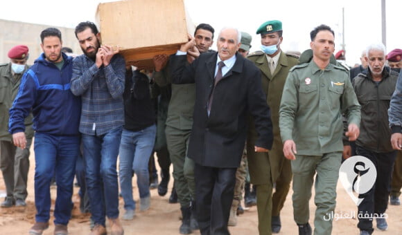 جنازة عسكرية في بنغازي للواء عمر عبدالجليل - PSD العنوان 12