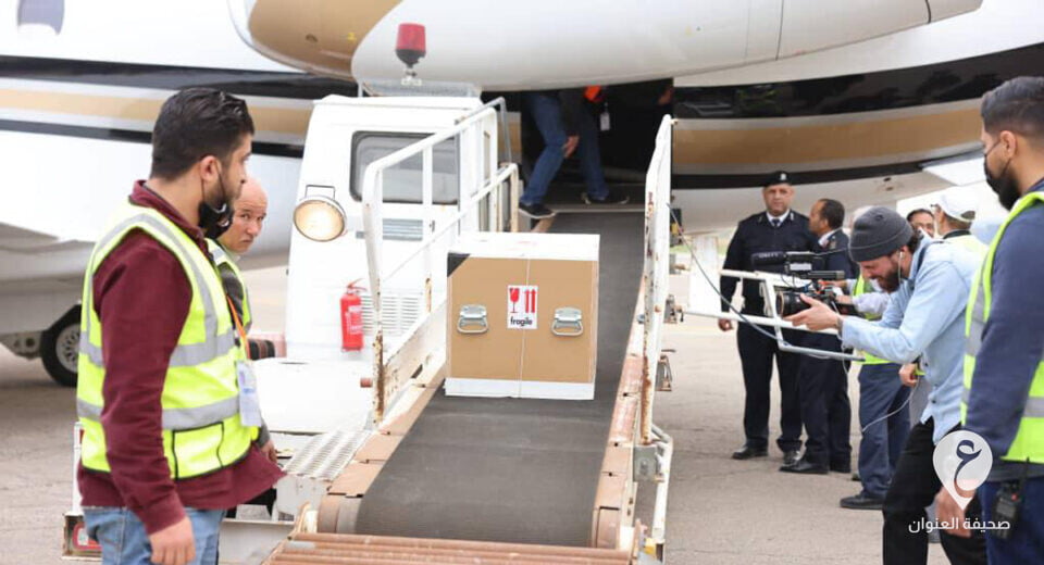 الخارجية تسلم مصلحة الآثار الليبية قطعة أثرية بيعت في مزاد علني بنيويورك 1 الخارجية تسلم مصلحة الآثار الليبية قطعة أثرية بيعت في مزاد علني بنيويورك - يسس