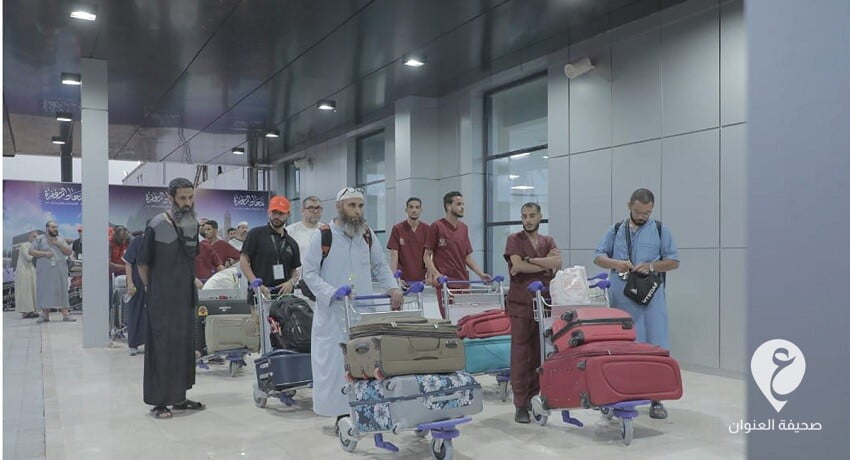 أول فوج لحجاج بيت الله الحرام يغادر مطار معيتيقة - 54548e