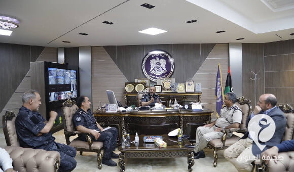 هويدي وبلدية بنغازي يتفقان على تحديث منظومة الكاميرات للمساهمة في مكافحة الجريمة - مشروع جديد 13