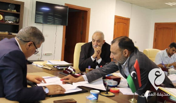 المقريف يوجه بمُتابعة ما يرد من ملاحظات بخصوص الأسئلة الامتحانية - مشروع جديد 9