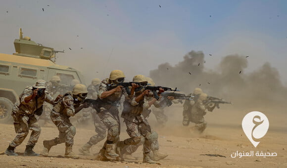 المشير حفتر يحضر اختتام مناورة عسكرية للواء طارق بن زياد واللواء 106 مجحفل - PSD العنوان 2022 09 07T192017.658