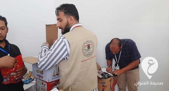 ضبط مركبة محملة بمواد غذائية منتهية الصلاحية في الجفرة - frame 4