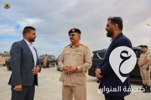 صور| القائد العام المشير خليفة حفتر يقوم بجولة في شوارع بنغازي - 2 2