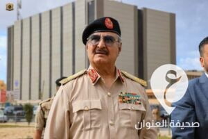 صور| القائد العام المشير خليفة حفتر يقوم بجولة في شوارع بنغازي - 3 2