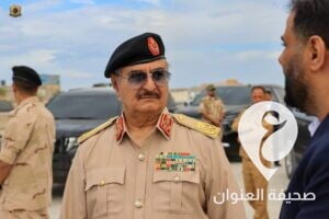 صور| القائد العام المشير خليفة حفتر يقوم بجولة في شوارع بنغازي - 8