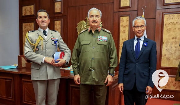 المشير حفتر يستقبل السفير الفرنسي - PSD العنوان 2022 11 16T212846.943