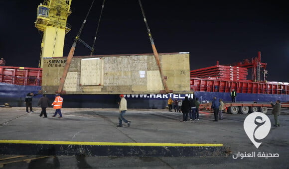 العامة للكهرباء: وصول عمود التوربينة للوحدة السادسة بمحطة الرويس - 1 11