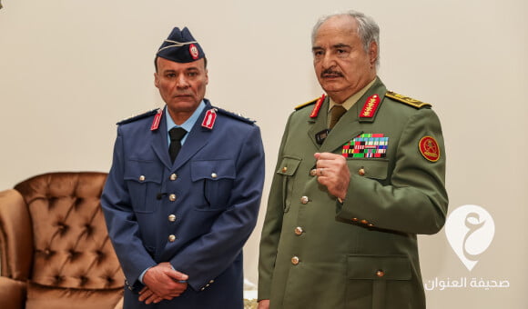القائد العام للقوات المسلحة يستقبل الفريق عامر الجقم وهو بكامل قيافته العسكرية - PSD العنوان 20 1