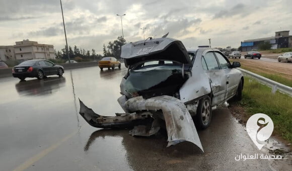 إصابتان بين البسيطة والمتوسطة في حادث تصادم 14 سيارة بطريق مطار طرابلس - PSD العنوان 56