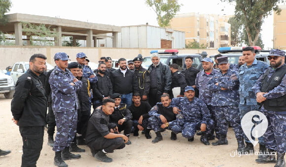 اقعيم يزور غرفة عمليات الحرس البلدي بنغازي 1 اقعيم يزور غرفة عمليات الحرس البلدي بنغازي - العنوان الاخير 19 1