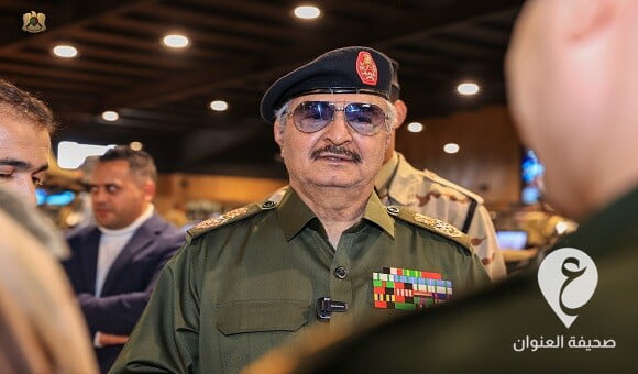 المشير حفتر يُجري جولة بمركز الألعاب الرياضية باللواء 106 - 1