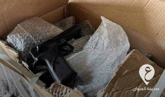 مركز جمرك ميناء مصراتة يؤكد أنه لن يتهاون مع المهربين على خلفية شحنة المسدسات - PSD العنوان 2023 03 04T221847.452