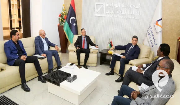 أعضاء لجنة إعداد القوانين الانتخابية يلتقون رئاسة مفوضية الانتخابات 1 أعضاء لجنة إعداد القوانين الانتخابية يلتقون رئاسة مفوضية الانتخابات - العنوان الاخير 70