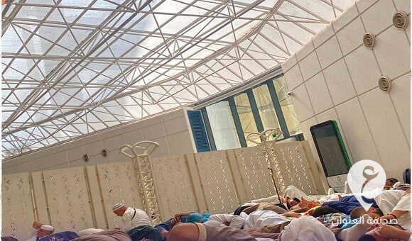 في انتظار العودة إلى ليبيا.. معتمرون ليبيون يفترشون الأرض بمطار جدة 7 في انتظار العودة إلى ليبيا.. معتمرون ليبيون يفترشون الأرض بمطار جدة - 23565959595