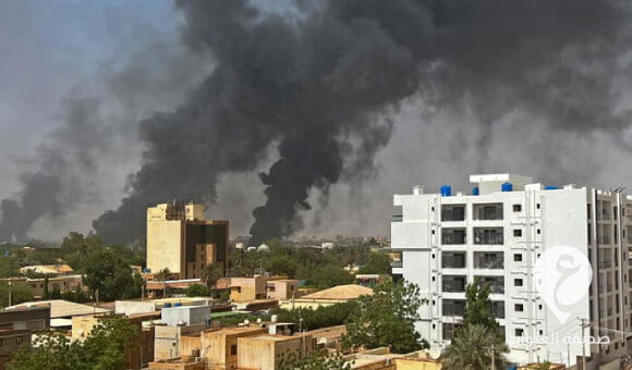 السفير الليبي في السودان يعلن إجلاء 83 شخص من الجالية الليبية 1 السفير الليبي في السودان يعلن إجلاء 83 شخص من الجالية الليبية - PSD العنوان 12