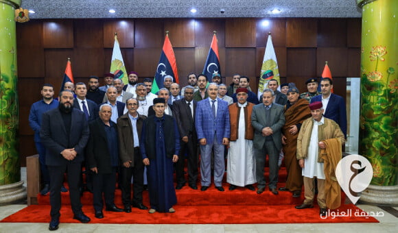 القائد العام للقوات المسلحة يلتقي بقادة عملية الكرامة في إفطار جماعي - PSD العنوان 13