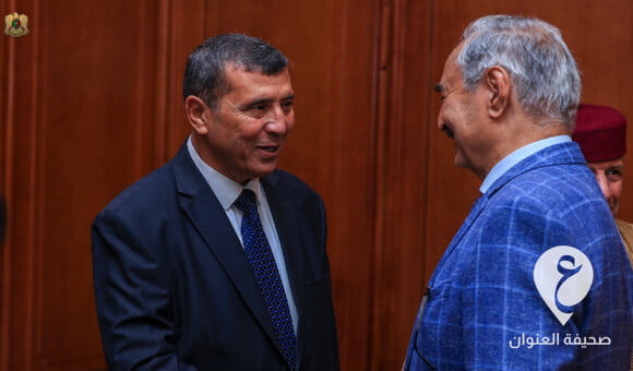 القائد العام للقوات المسلحة يلتقي بقادة عملية الكرامة في إفطار جماعي - PSD العنوان 16