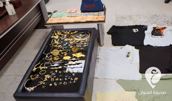 القبض على سارقين اثنين سرقا أموالا ومجوهرات من منزل في مشروع الهضبة بطرابلس - PSD العنوان 2023 04 10T162305.395