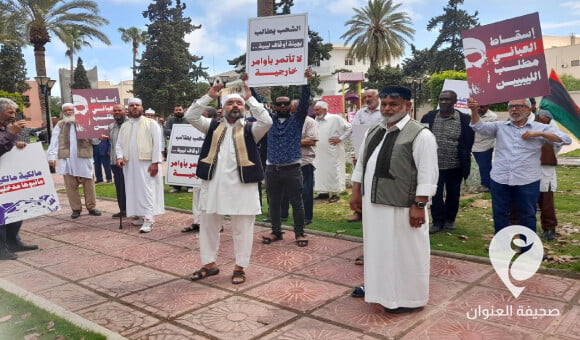 بضع عشرات من مناصري الغرياني يطالبون بإقالة العباني 1 بضع عشرات من مناصري الغرياني يطالبون بإقالة العباني - PSD العنوان 24