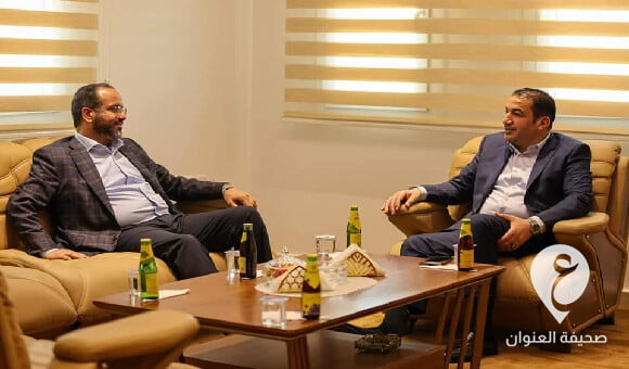 الزادمة وأبوزريبة يبحثا تحسين الخدمات الأمنية ومواضيع الأمن والسلامة في الجنوب - العنوان الاخير 32