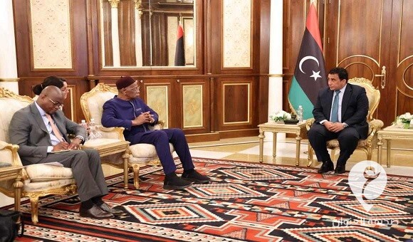 باثيلي يُشيد بأهمية تشكيل الرئاسي "للجنة مالية عاليا" لتنظيم الإنفاق - 360115172 692519279372091 6989038975302581830 n