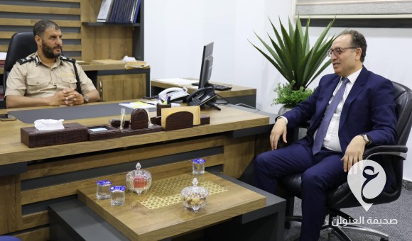 الطرابلسي والسفير التونسي يناقشان مسألة المهاجرين العالقين على الحدود بين ليبيا وتونس 1 الطرابلسي والسفير التونسي يناقشان مسألة المهاجرين العالقين على الحدود بين ليبيا وتونس - PSD العنوان 2023 07 27T190756.594