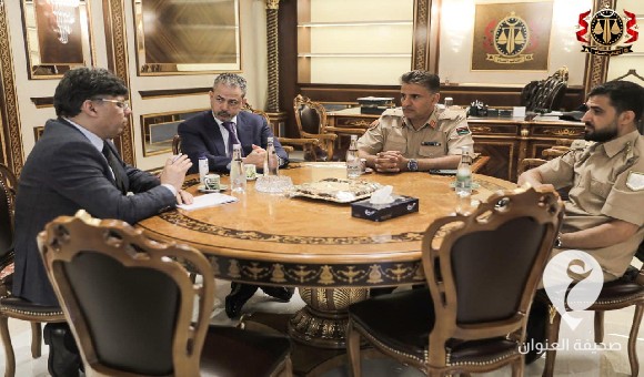 الصور يبحث مع بن قدارة أفعال الكسب غير المشروع المترتبة عن تهريب المحروقات في المنطقة الغربية - العنوان الاخير 76