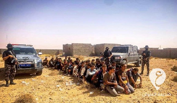 الداخلية تؤكد ضبط 40 مهاجراً غير قانوني من الجنسية المصرية غربي سرت - العنوان الاخير 86