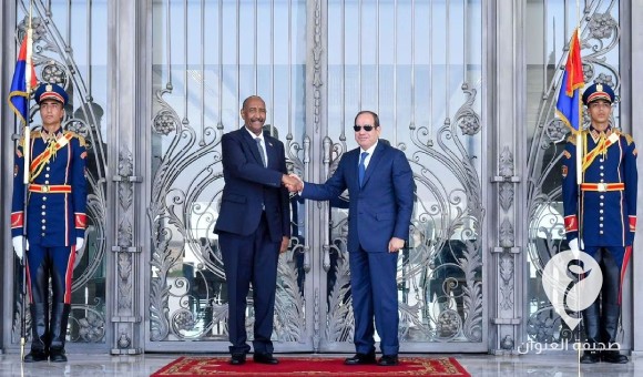 البرهان يصل مصر ويلتقي السيسي في أول رحلة للخارج منذ بدء الحرب 1 البرهان يصل مصر ويلتقي السيسي في أول رحلة للخارج منذ بدء الحرب - PSDالعنوان 21