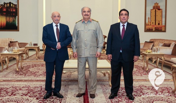 لقاء ثلاثي بين حفتر وعقيلة والمنفي في بنغازي - PSD العنوان 10