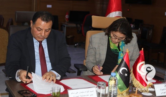 ليبيا وتونس تبحثان تسهيل الحركة الجمركية بين البلدين - 405272077 724003206431894 5243484348783425062 n