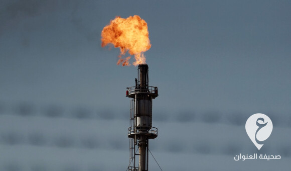 النفط يرتفع قليلا لكنه يتجه للانخفاض الأسبوعي الثالث - PSDالعنوان 72