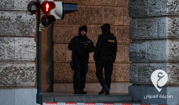 طالب مسلح يقتل 14 شخصا في هجوم غير مسبوق بجامعة براغ في تشيكيا - PSDالعنوان 78