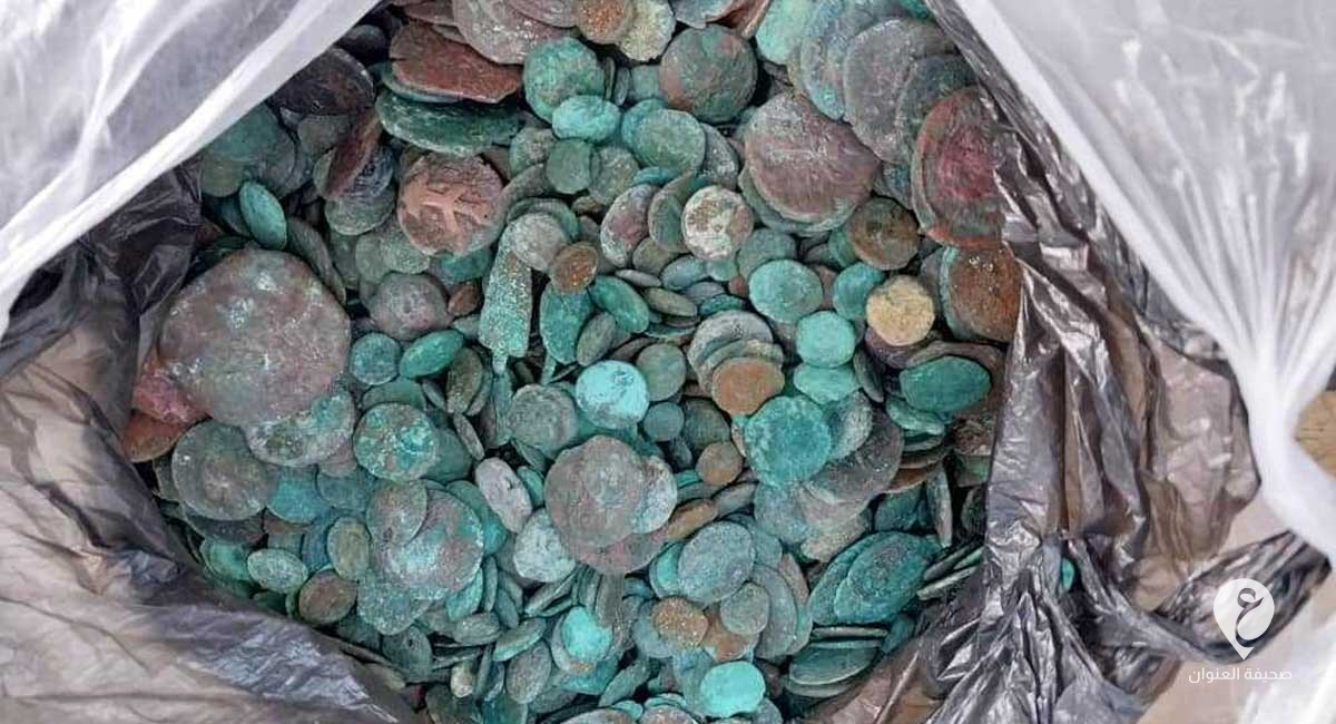 بالصور: مواطن يسلم قطعا أثرية إلى مراقبة آثار توكرة 8 بالصور: مواطن يسلم قطعا أثرية إلى مراقبة آثار توكرة - 1 2