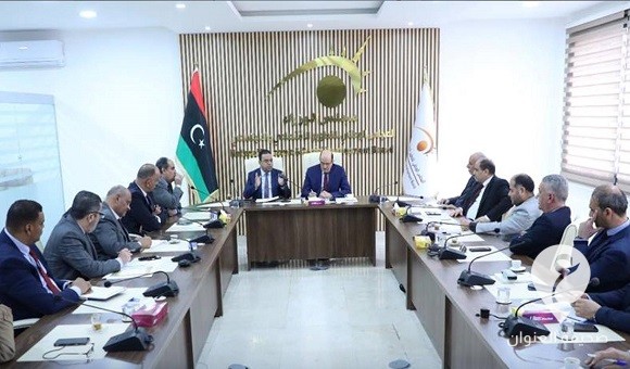 وزارة العمل تبحث آلية الاستفادة الخبرات الليبية الموجودة بالخارج - 422371021 905607124347236 9079491632551945659 n