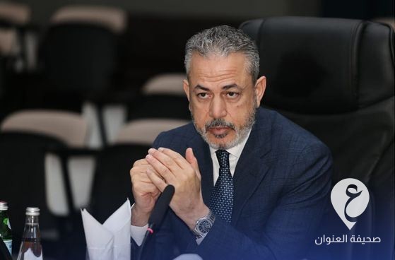 بن قدارة يطالب شركة الواحة بإنجاز مشاريع زيادة إنتاج النفط - 54544888888