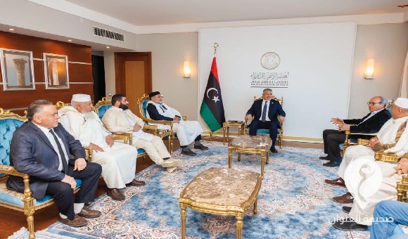 تكالة يؤكد دعم المجلس للجهود التي تُعنى بتحسين أوضاع المواطن الليبي  - PSD العنوان 25