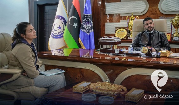 عضو المنظمة الدولية لحقوق الإنسان والهجرة تشيد بانخفاض أعداد الهجرة غير الشرعية شرق ليبيا  - PSD العنوان 27