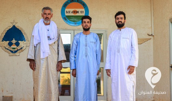 بعد تدخل القيادة العامة للقوات المسلحة.. النيجر تفرج عن ثلاثة صيادين ليبيين - PSDالعنوان 79
