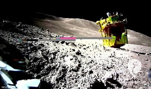 مركبة فضائية غير مأهولة ترسل بيانات لتحليل 10 صخور على سطح القمر - 4283636604155 2169470492934029629 n نسخة 1