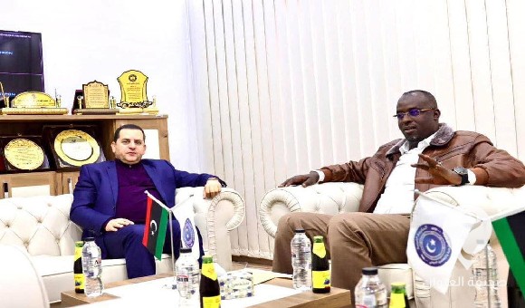 الحويج والتباوي يبحثا التحديات جراء تدفق موجات الهجرة غير الشرعية  - PSD العنوان 49