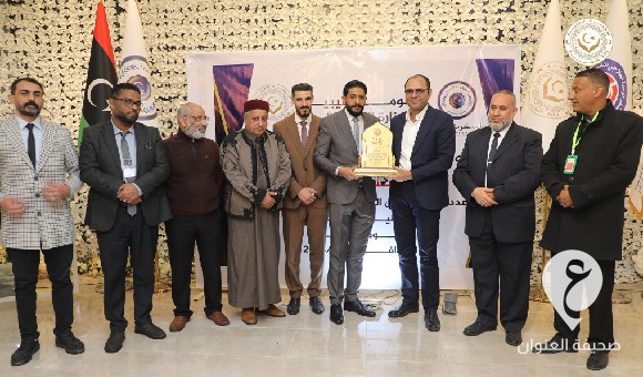 عبدالجليل يؤكد دعم وزارة الصحة لمدينة درنة واستمرار الصيانة والتجهيزات 