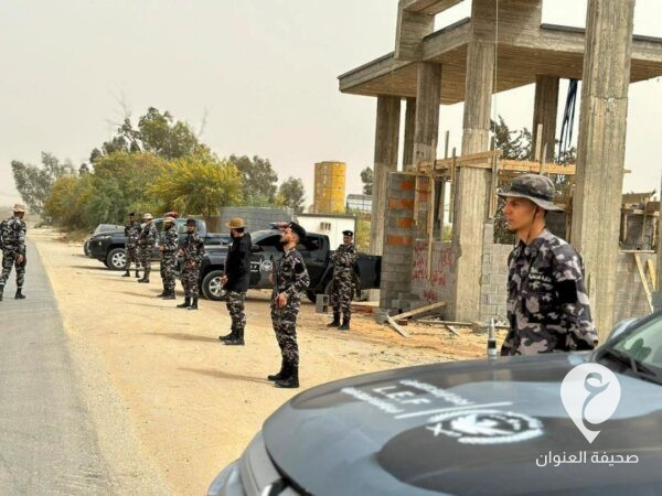 إنفاذ القانون توقف البناء على قطعة أرض بمنطقة مشروع الهضبة  - 418171573 981915393302159 7584211919876395564 n