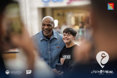 صور: مايك تايسون يتجول في بنغازي 1